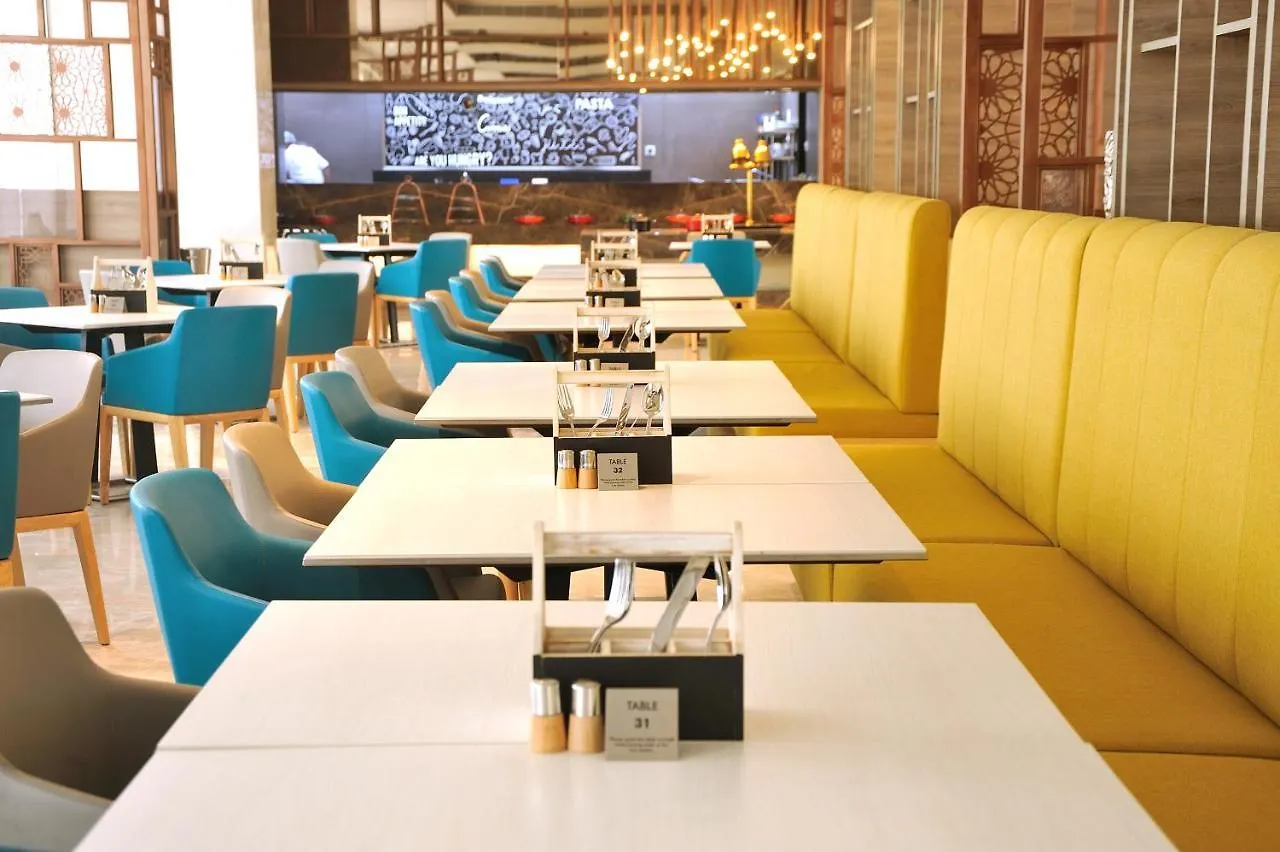 Holiday Inn Gurugram Sector 90 By Ihg Gurgaon Hotel