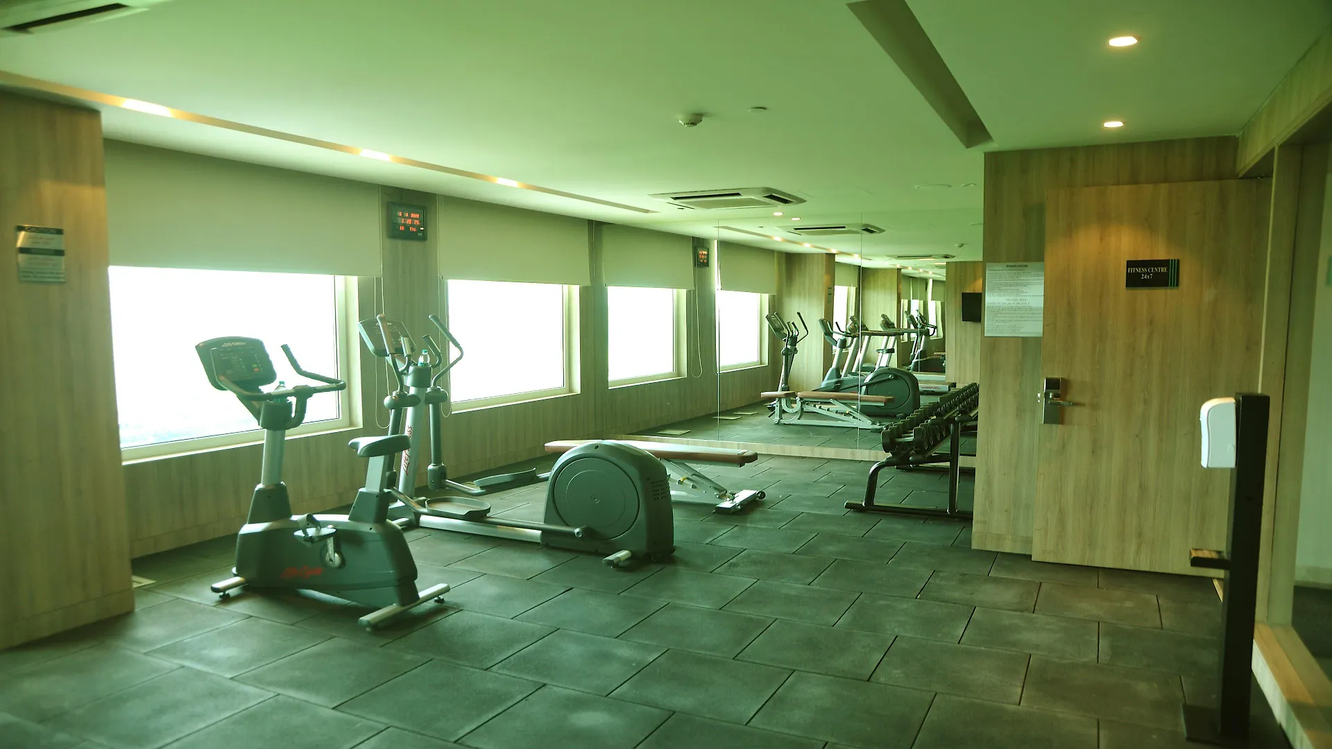 ***** Hotel Holiday Inn Gurugram Sector 90 By Ihg Gurgaon India